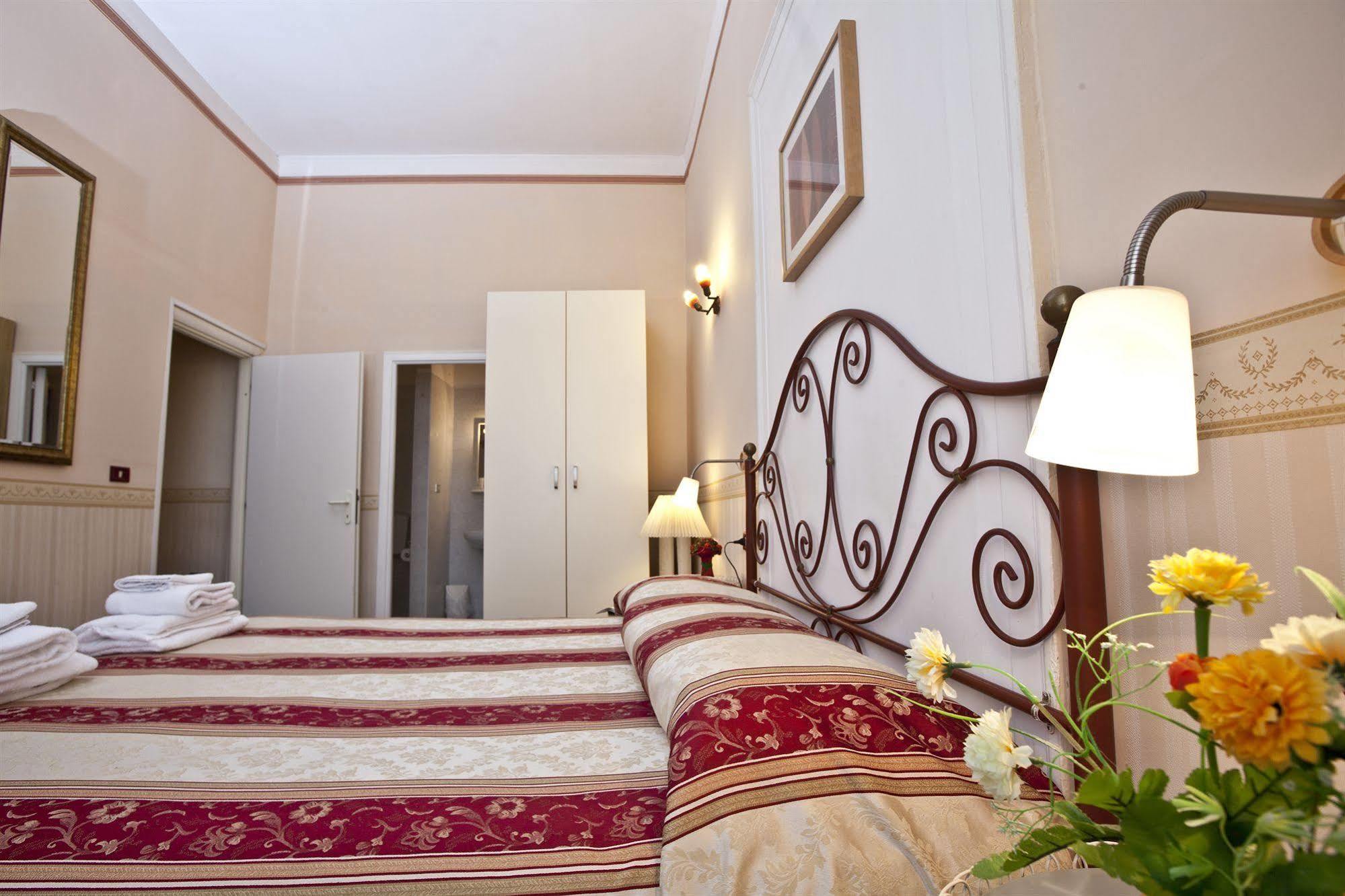 Bnb เนเปิลส์ ภายนอก รูปภาพ